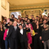 L’arrivo al Teatro del Casinò di Pippo Baudo e Fabio Rovazzi con i 24 finalisti di Sanremo Giovani